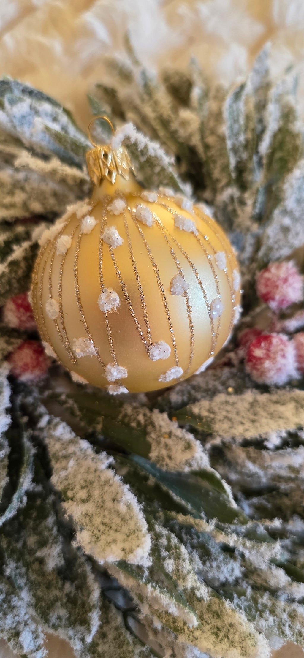 Szklane bombki choinkowe złoty mat dekor deszcz brokat 6 cm