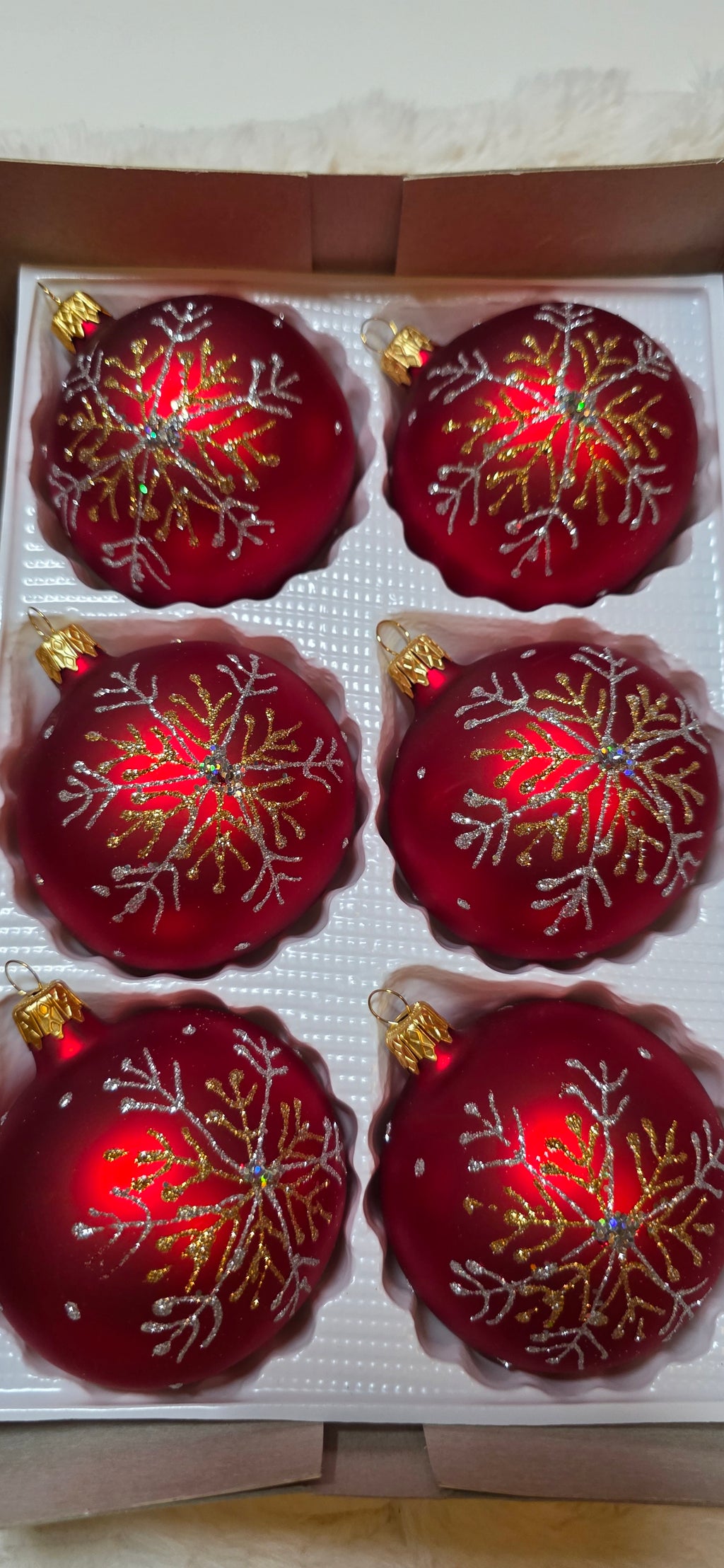 Szklane bombki choinkowe czerwony mat złoto srebna śniezynka 6 cm