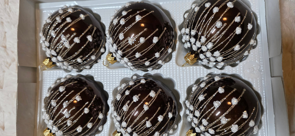 Szklane bombki choinkowe czekolada perła białe zdobienie
