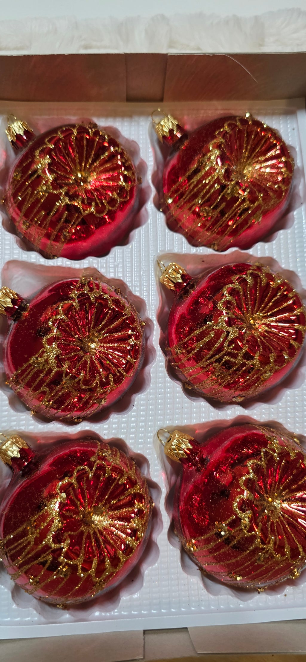 Szklane czerwone bombki latarenki złoty brokat
