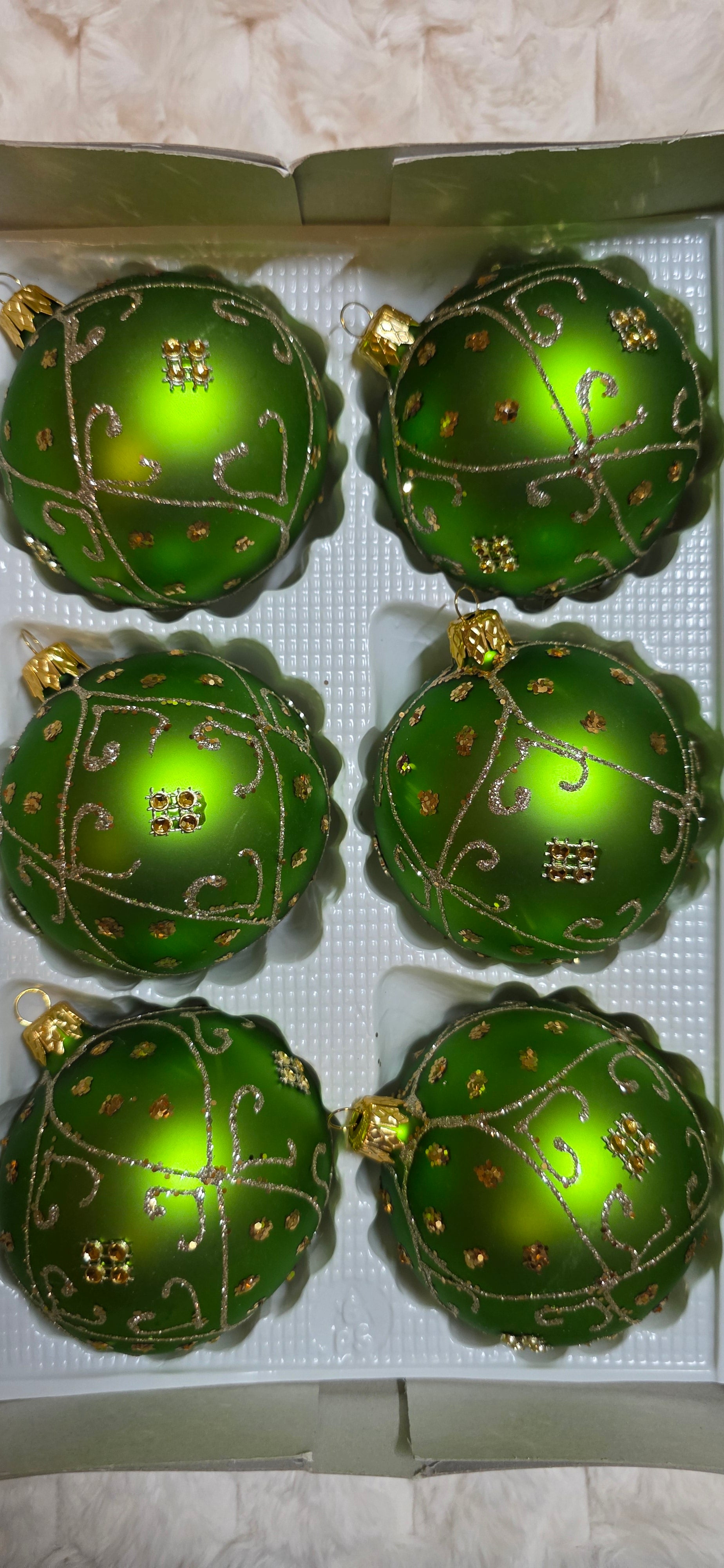 Szklane bombki choinkowe zielony mat dekor
