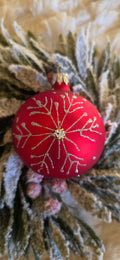 Szklane bombki choinkowe czerwony mat srebna śniezynka 8 cm